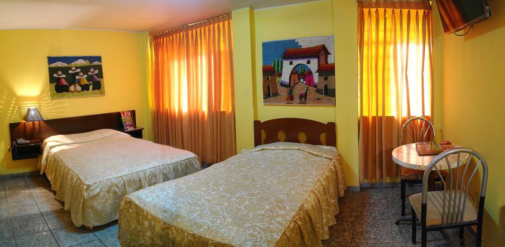 Hostal Iquique Lima Buitenkant foto