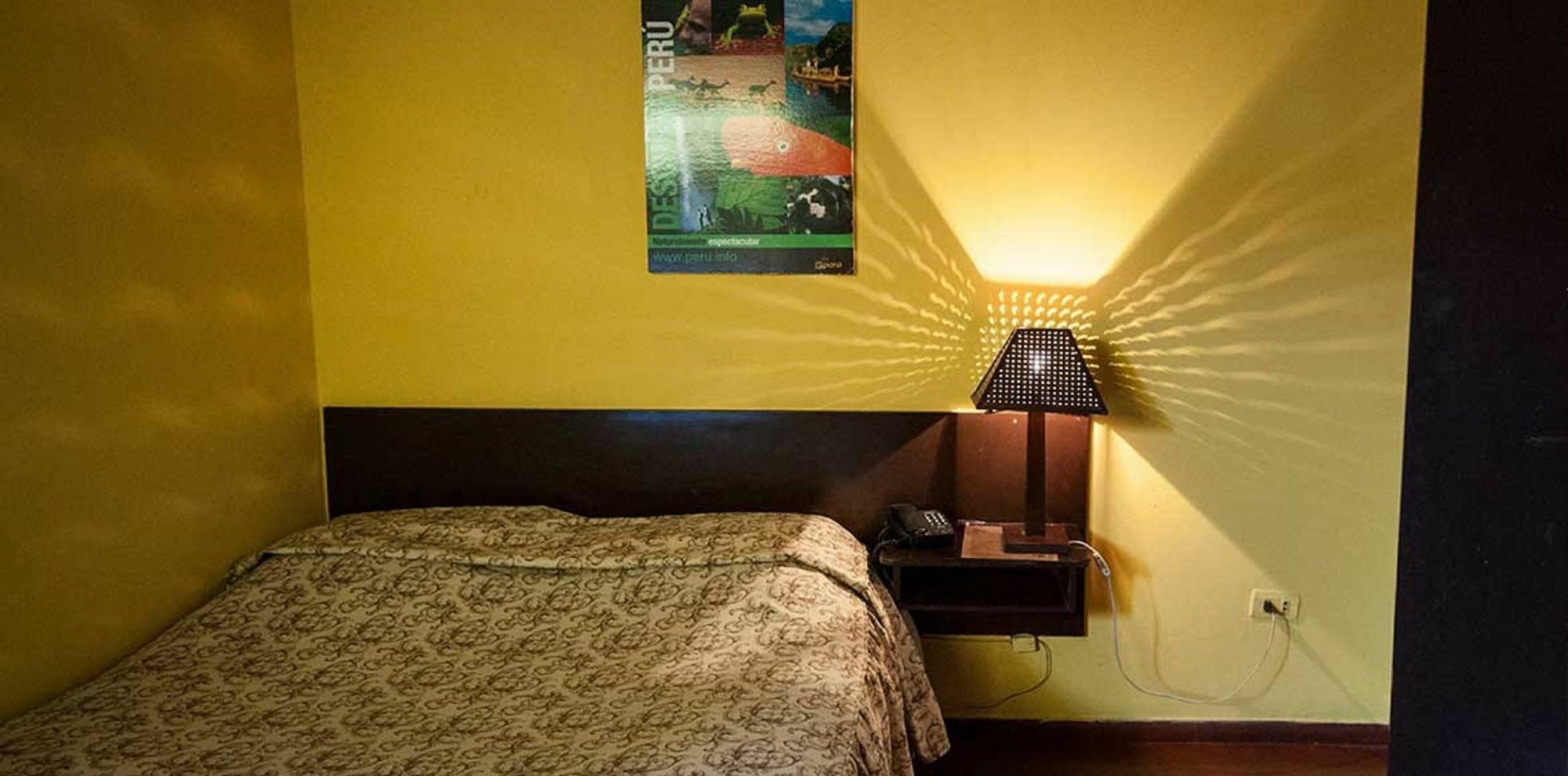 Hostal Iquique Lima Buitenkant foto